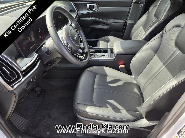 used 2025 Kia Sorento car, priced at $32,000