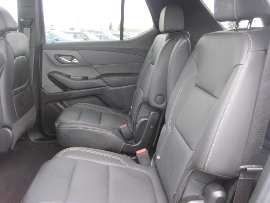 used 2022 Chevrolet Traverse car, priced at $31,950