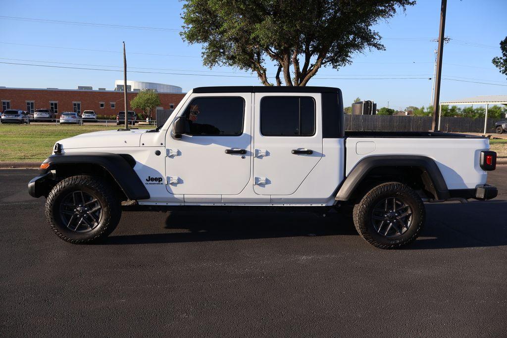 used 2025 Jeep Gladiator car, priced at $31,770