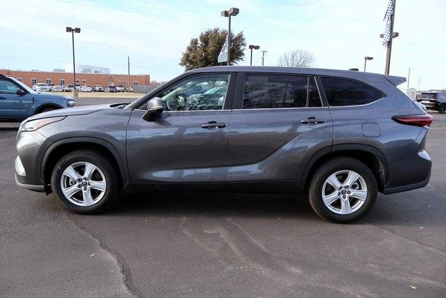 used 2024 Toyota Highlander car, priced at $32,880