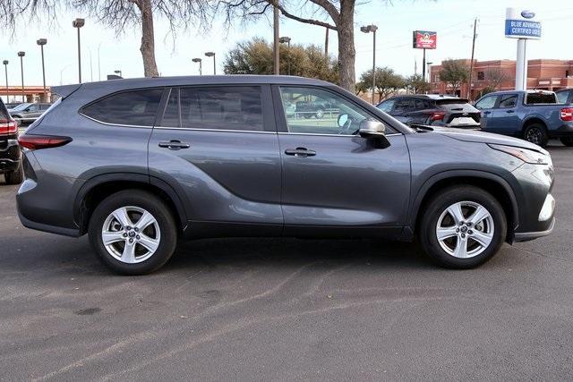 used 2024 Toyota Highlander car, priced at $32,880