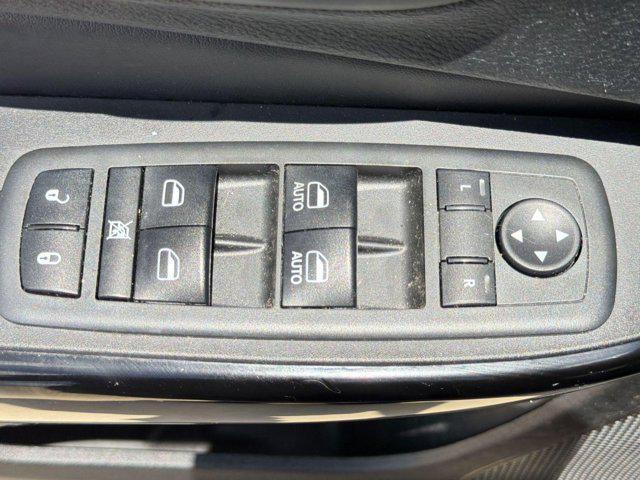 used 2020 Jeep Cherokee car, priced at $20,213