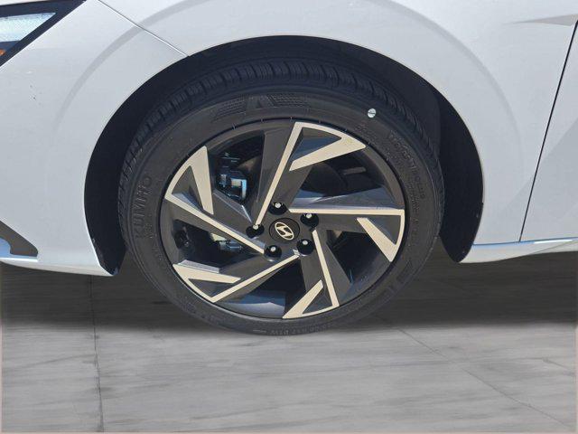 new 2025 Hyundai Elantra car, priced at $23,752
