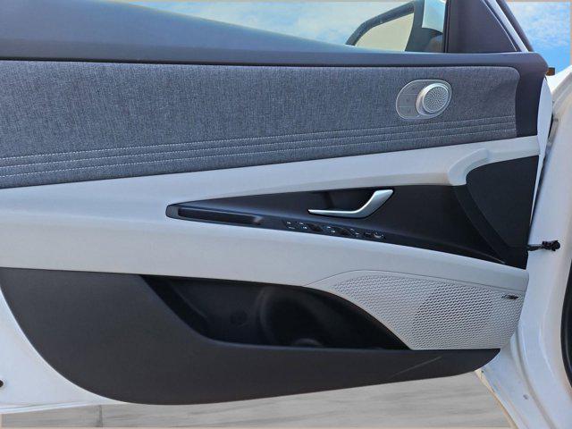 new 2025 Hyundai ELANTRA HEV car, priced at $29,812