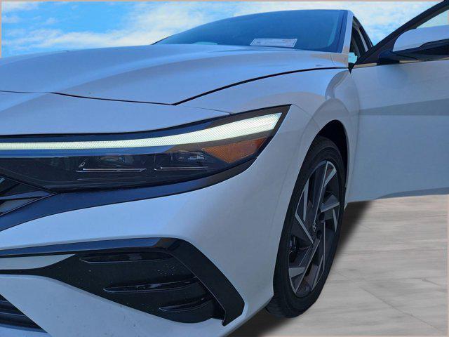 new 2025 Hyundai ELANTRA HEV car, priced at $29,812