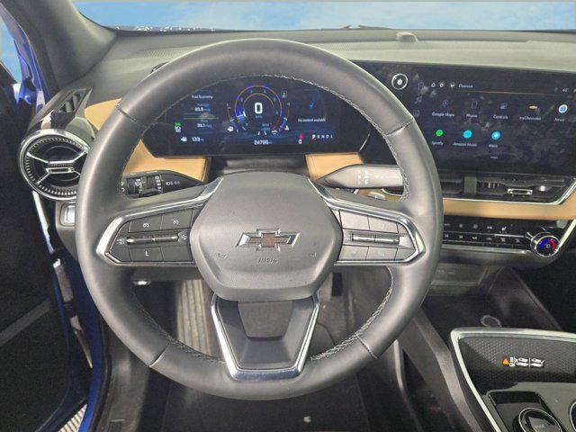 used 2025 Chevrolet Equinox car, priced at $26,996