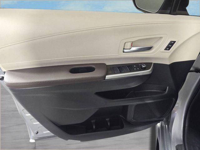 used 2024 Toyota Sienna car, priced at $51,998