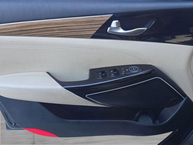 used 2018 Kia Cadenza car, priced at $12,999