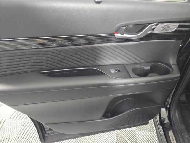 used 2024 Hyundai Palisade car, priced at $40,699