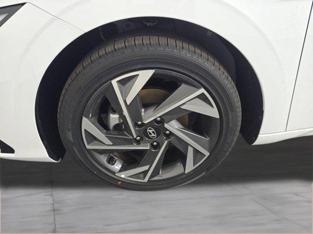 new 2025 Hyundai ELANTRA HEV car, priced at $30,992