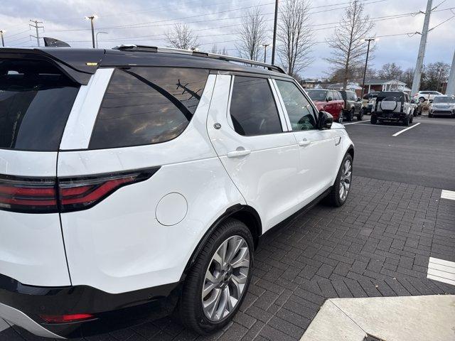 new 2026 Land Rover Discovery car, priced at $83,086
