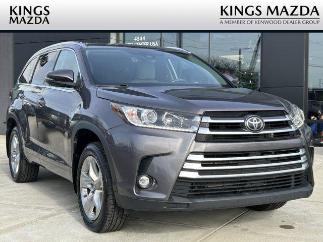 used 2019 Toyota Highlander car, priced at $23,500