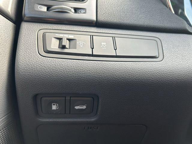 used 2014 Hyundai Sonata Hybrid car, priced at $7,700