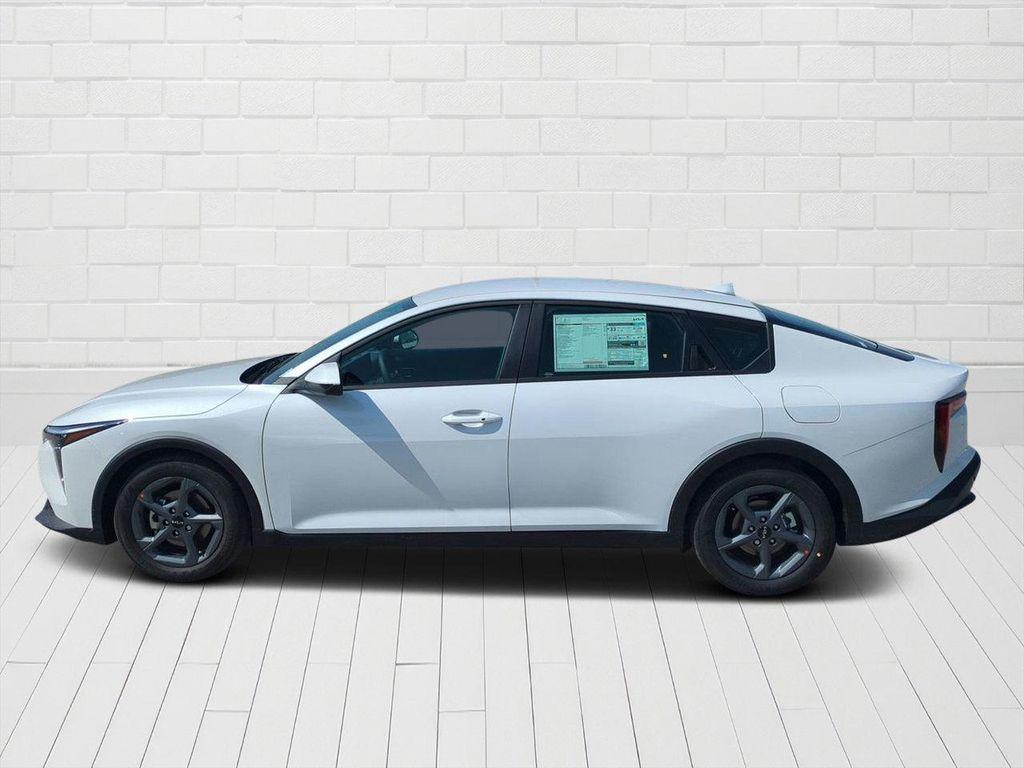 new 2025 Kia K4 car, priced at $23,036