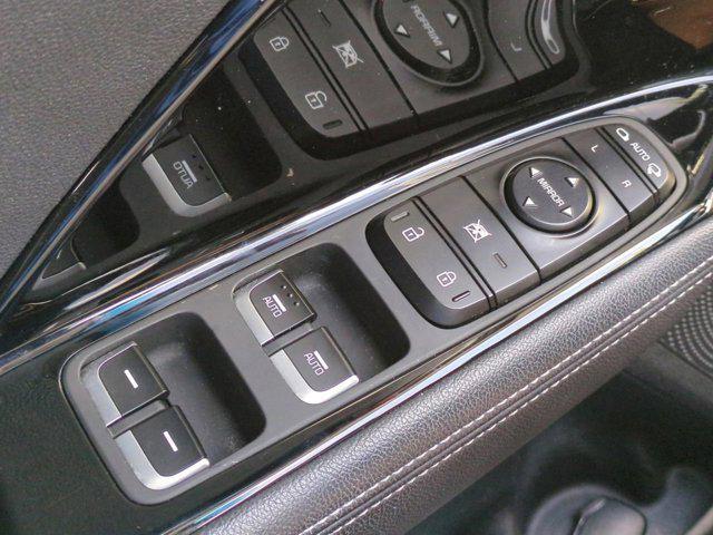 used 2022 Kia Niro Plug-In Hybrid car, priced at $22,671