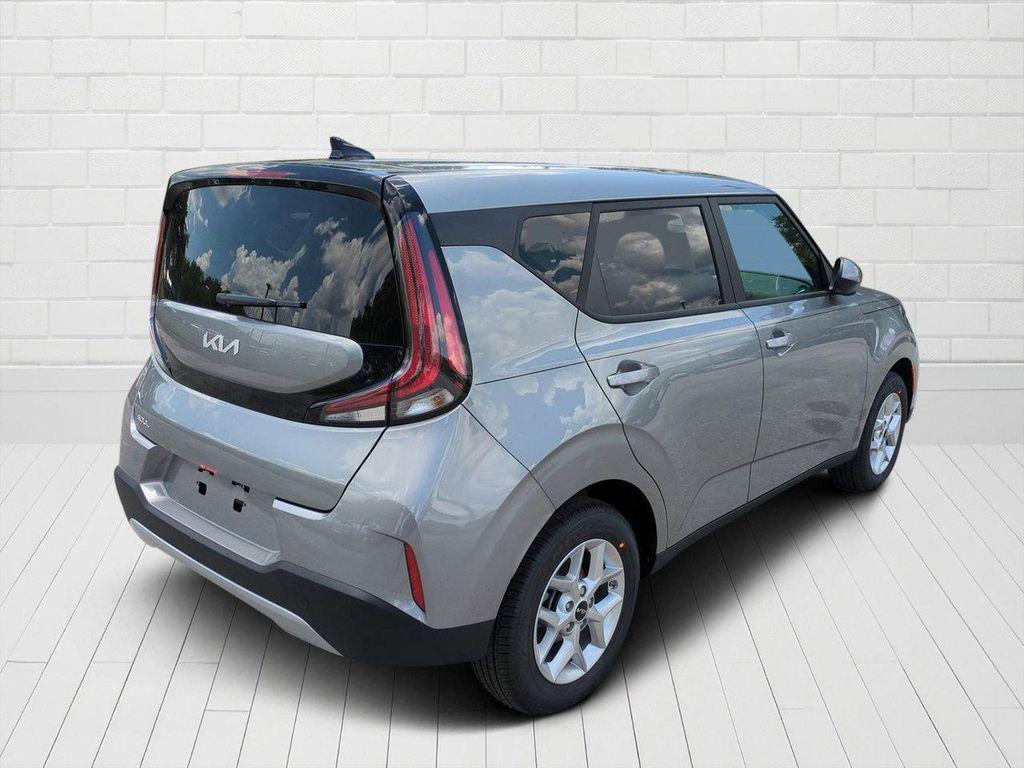new 2025 Kia Soul car, priced at $19,613