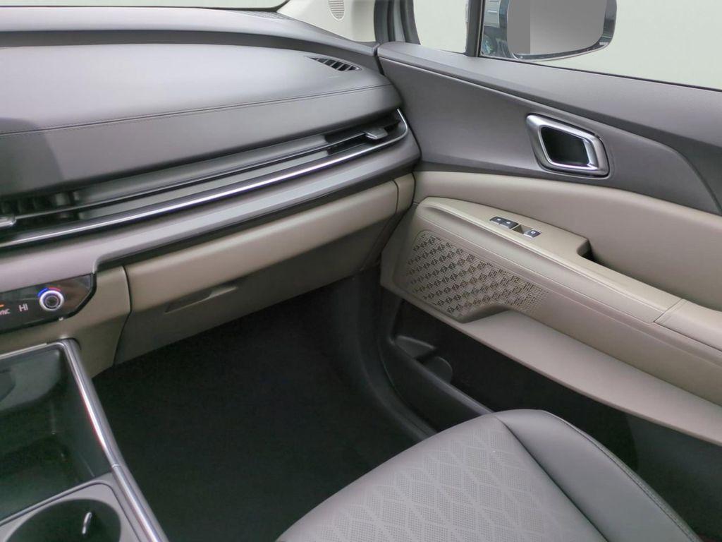 new 2026 Kia Carnival car, priced at $43,915