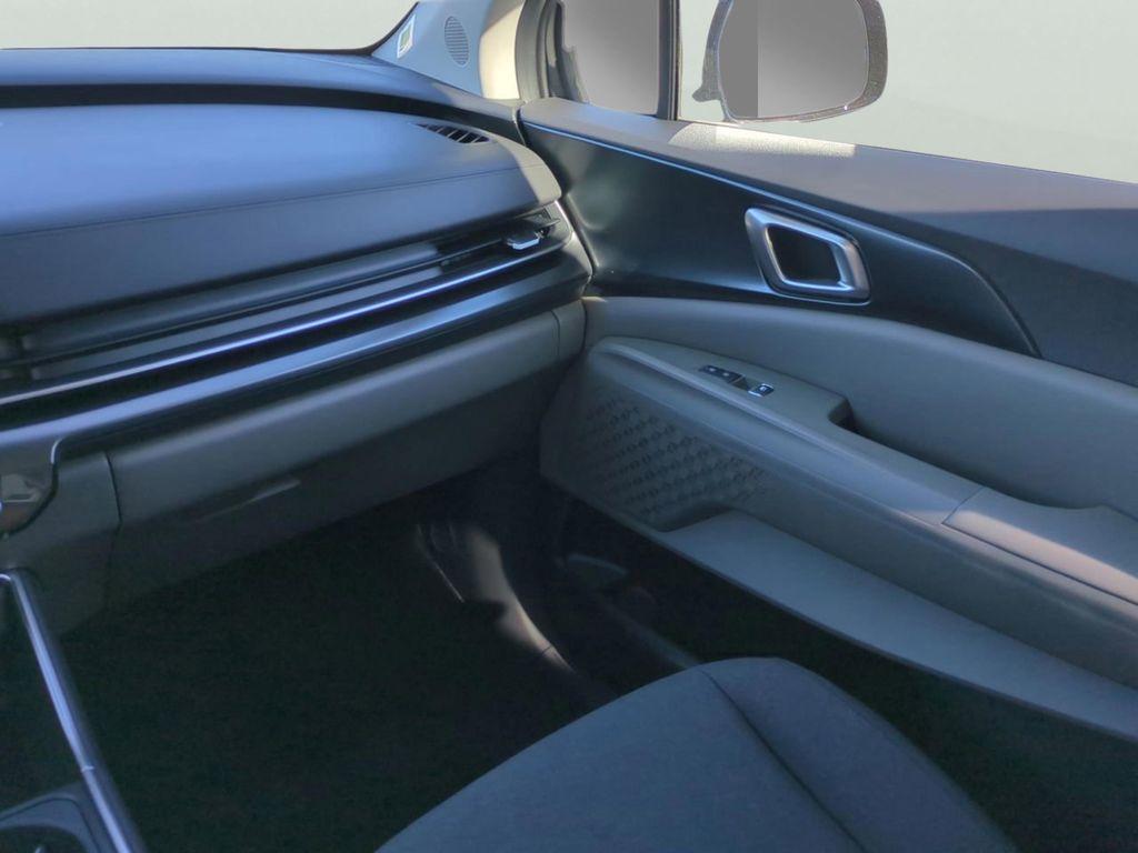 new 2026 Kia Carnival car, priced at $39,220