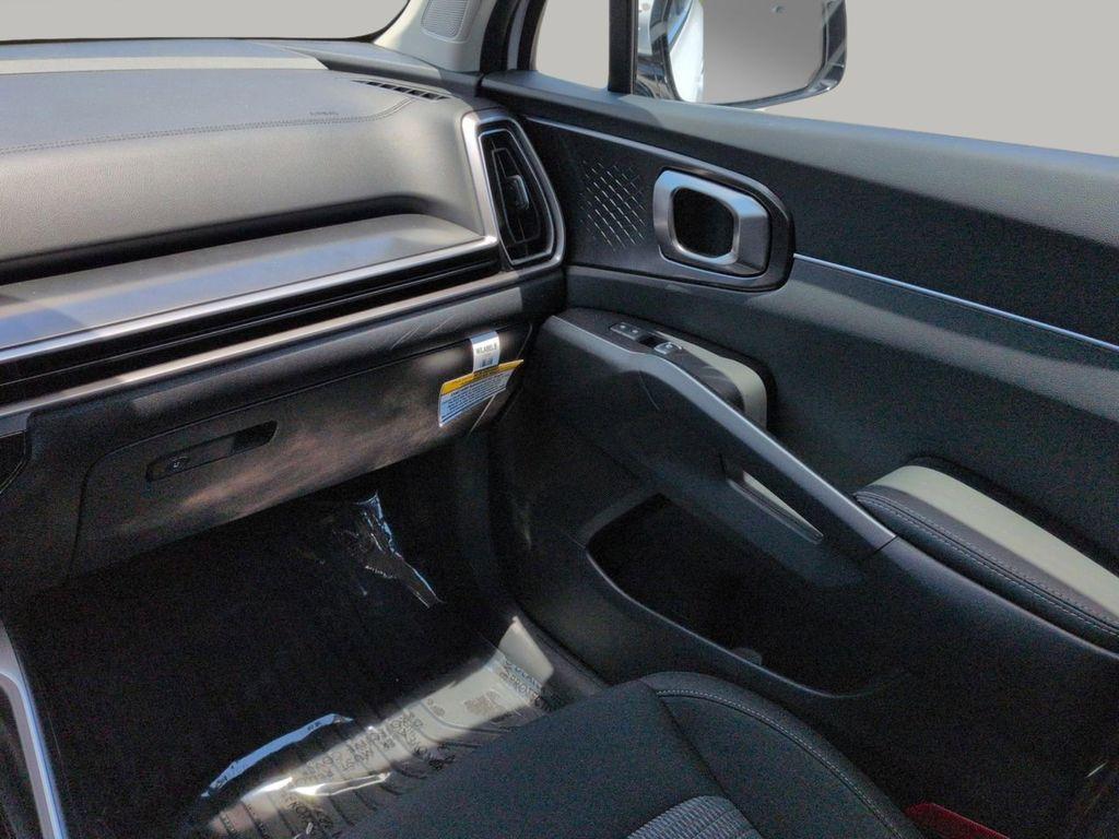 new 2026 Kia Sorento car, priced at $32,112