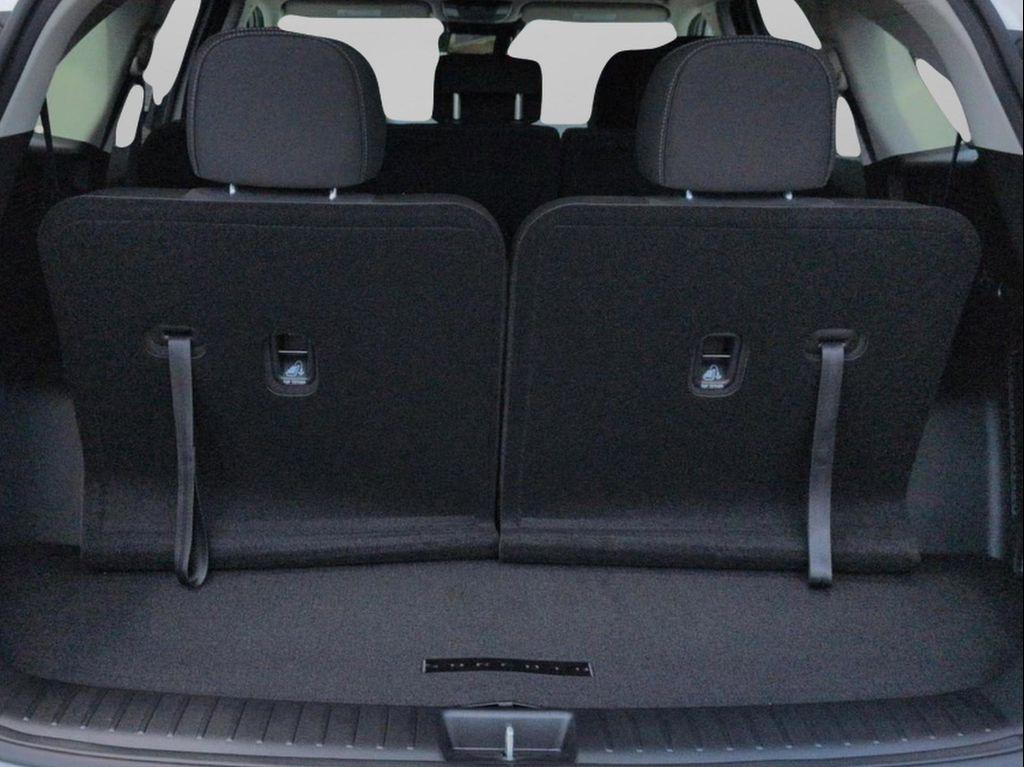 new 2026 Kia Sorento car, priced at $32,112