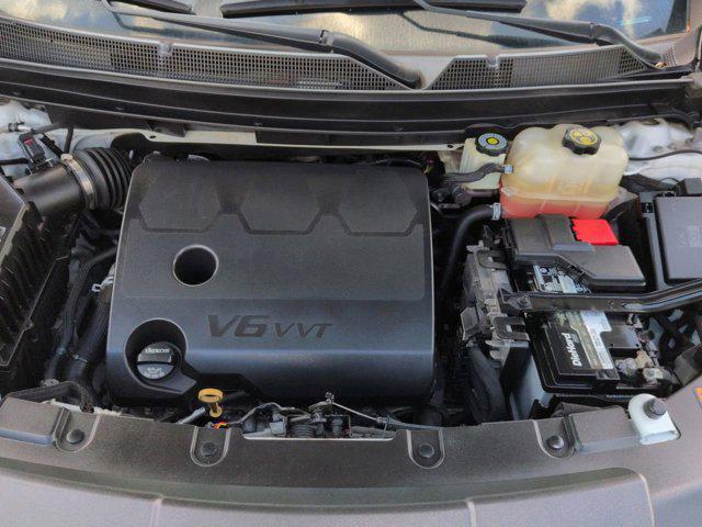 used 2020 Chevrolet Traverse car, priced at $12,889