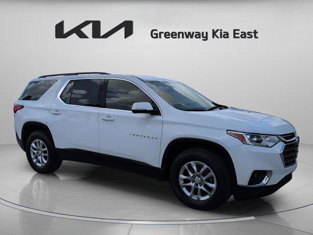 used 2020 Chevrolet Traverse car, priced at $12,889