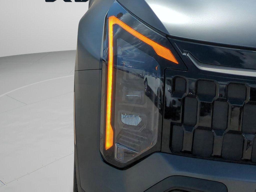 new 2026 Kia Sportage car, priced at $38,170