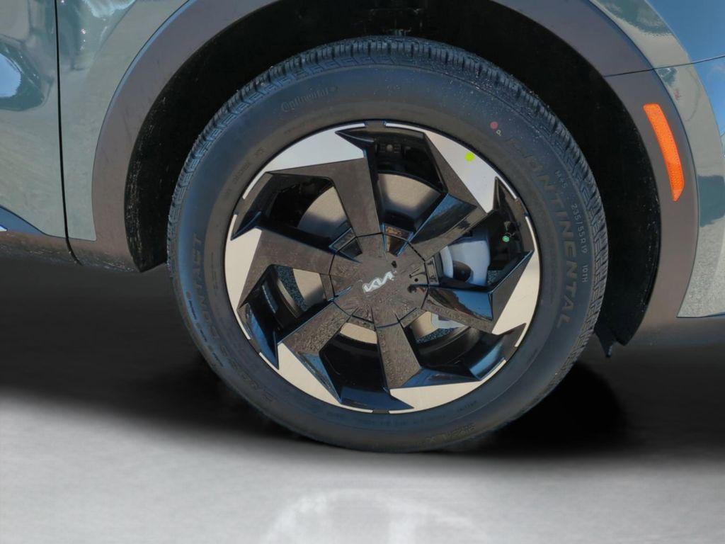 new 2026 Kia Sorento Hybrid car, priced at $38,034
