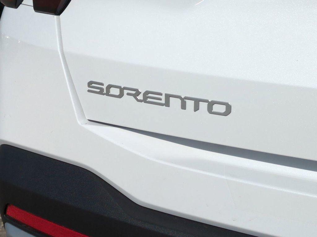 new 2026 Kia Sorento car, priced at $32,115