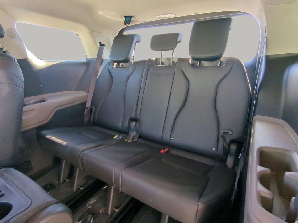 new 2026 Kia Carnival car, priced at $42,235