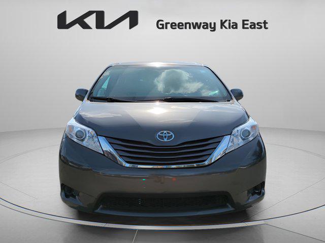 used 2017 Toyota Sienna car, priced at $15,899
