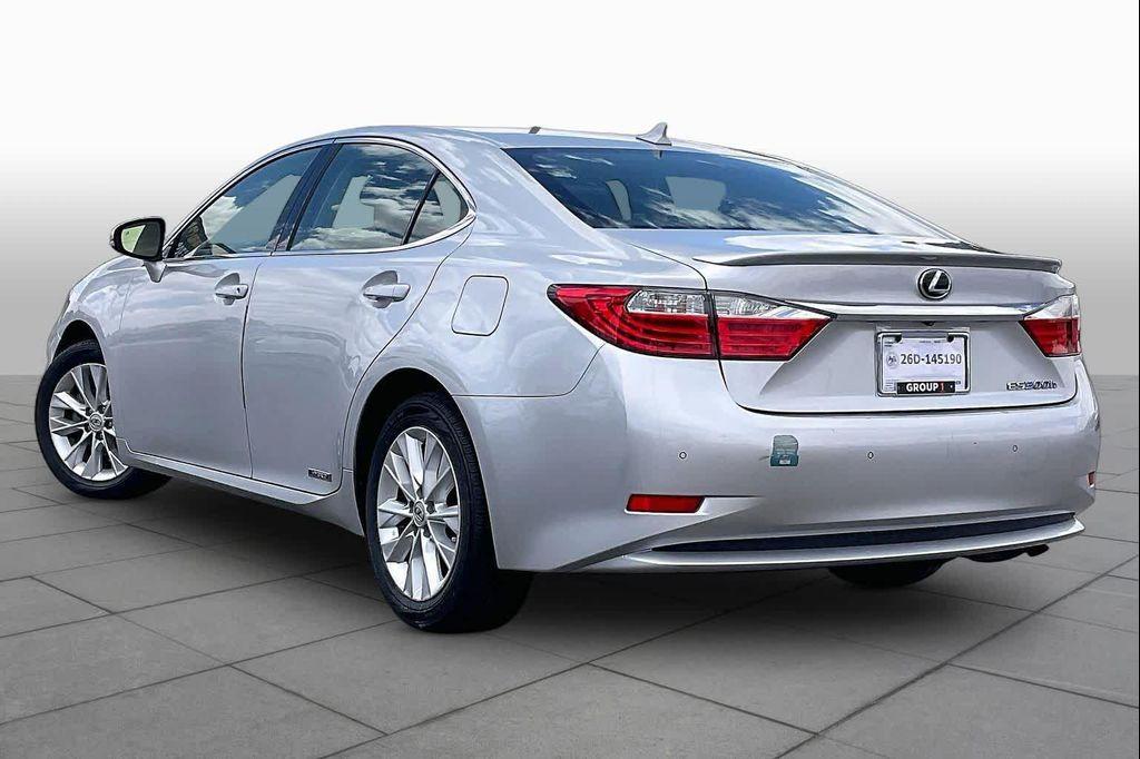 used 2013 Lexus ES 300h car, priced at $18,388