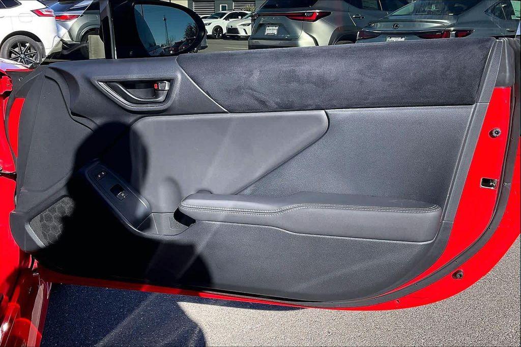 used 2025 Toyota GR86 car, priced at $35,000