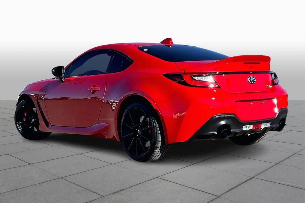 used 2025 Toyota GR86 car, priced at $35,000