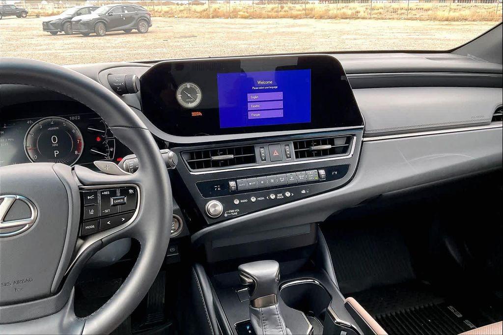 used 2025 Lexus ES 350 car, priced at $42,000