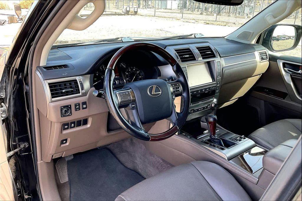 used 2019 Lexus GX 460 car, priced at $32,000