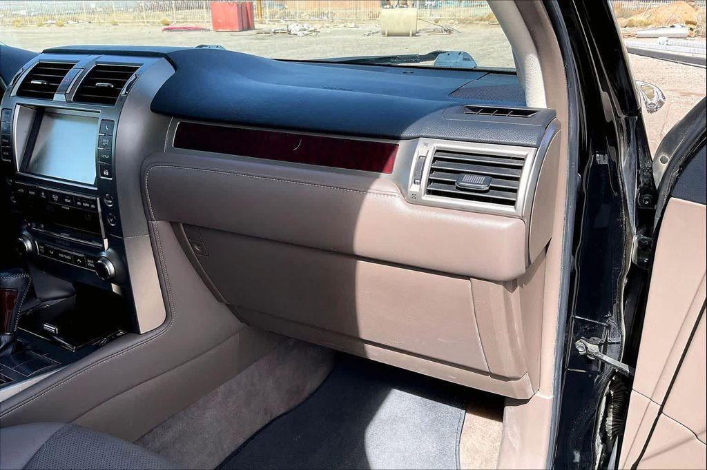 used 2019 Lexus GX 460 car, priced at $32,000