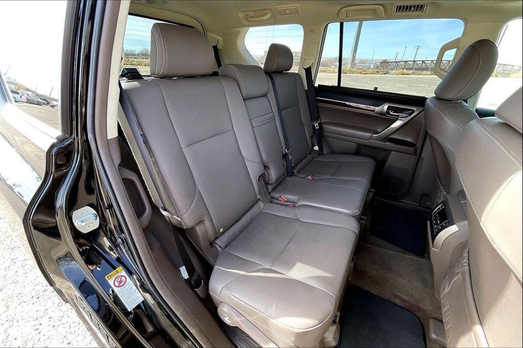 used 2019 Lexus GX 460 car, priced at $32,000
