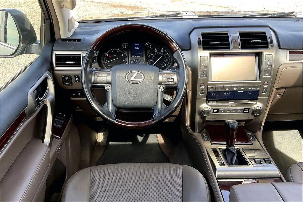 used 2019 Lexus GX 460 car, priced at $32,000