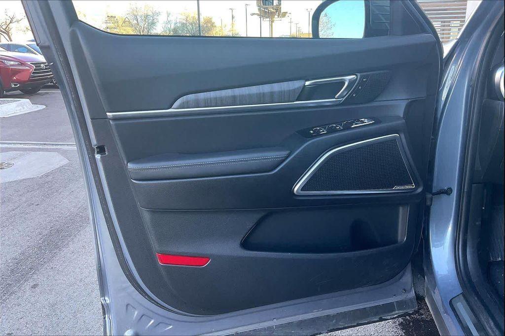 used 2023 Kia Telluride car, priced at $35,000