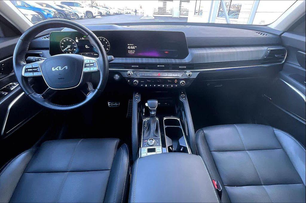 used 2023 Kia Telluride car, priced at $38,000