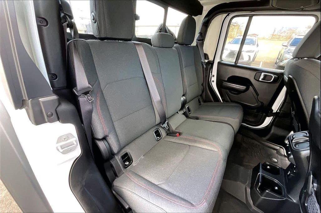 used 2025 Jeep Gladiator car, priced at $49,000