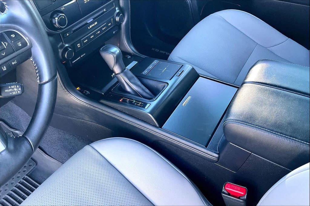 used 2023 Lexus GX 460 car, priced at $56,000