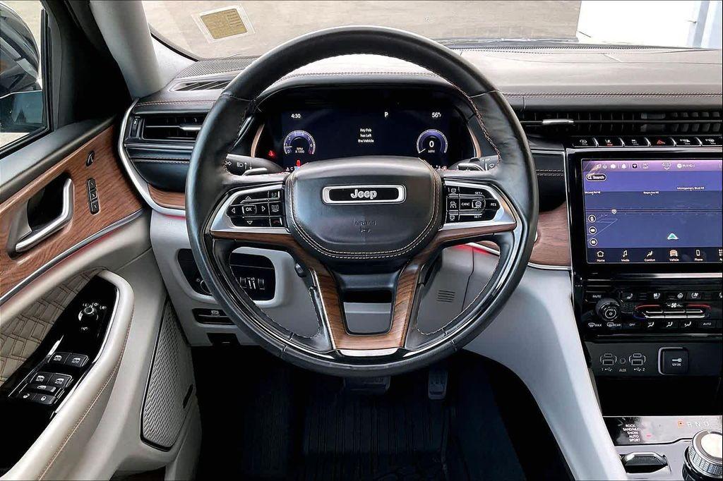 used 2023 Jeep Grand Cherokee car, priced at $39,000