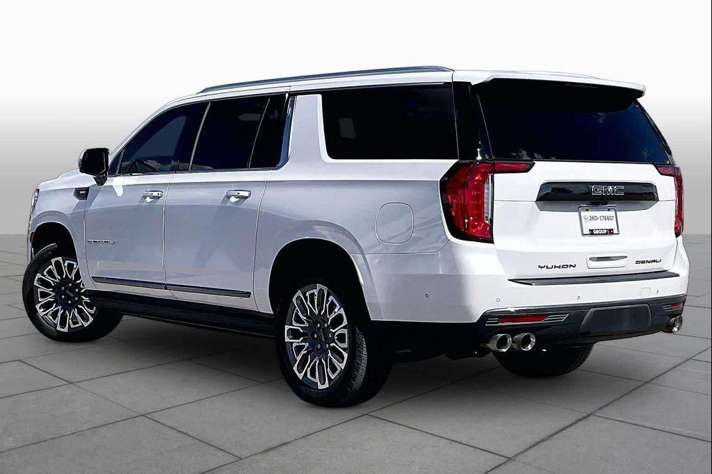 used 2023 GMC Yukon XL car, priced at $67,388