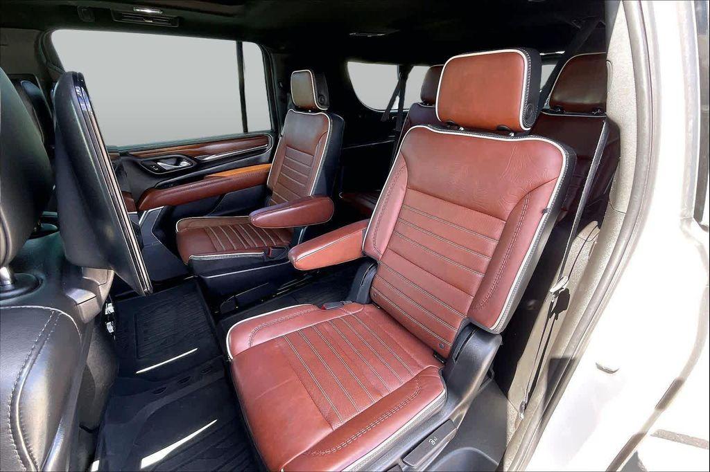 used 2023 GMC Yukon XL car, priced at $67,388