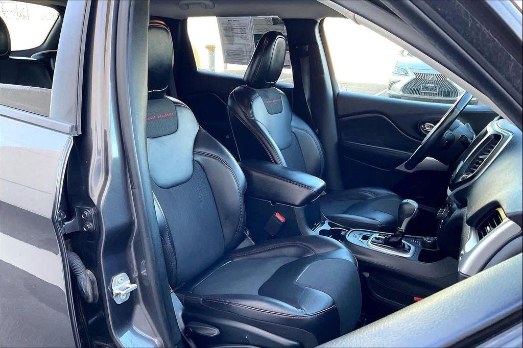 used 2018 Jeep Cherokee car, priced at $12,800