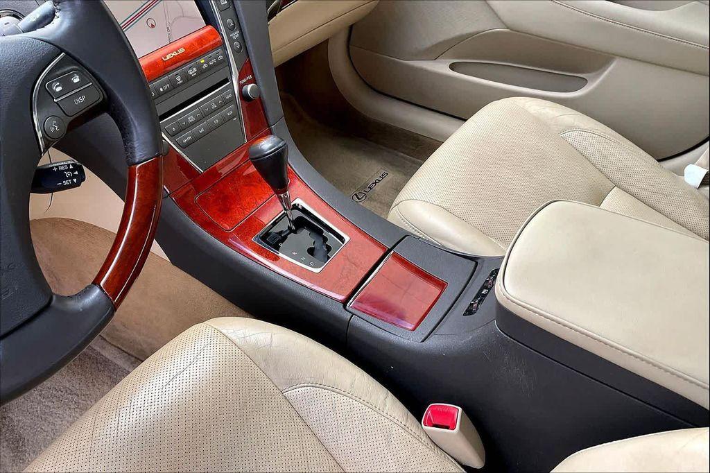 used 2011 Lexus ES 350 car, priced at $15,000