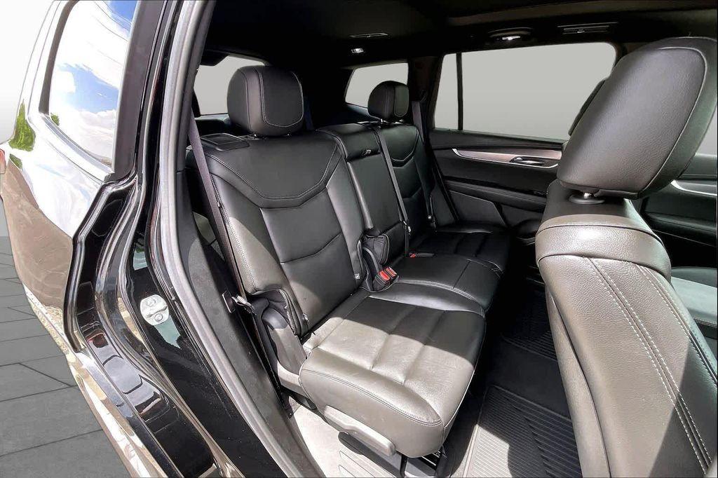 used 2025 Cadillac XT6 car, priced at $45,388