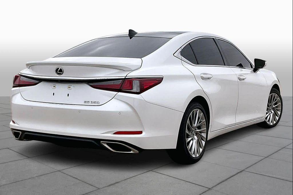 used 2022 Lexus ES 350 car, priced at $40,000